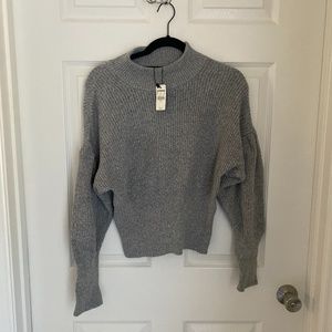 Gray long sleeve Sweater-NWT